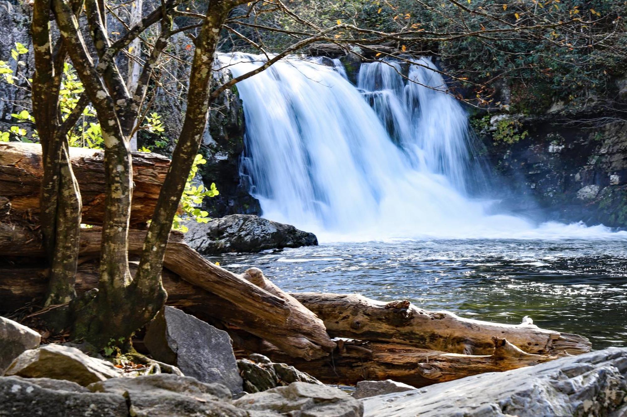 Lazy Cub Lodge, 3 Bedrooms, Pool Table, Hot Tub, WiFi, Sleeps 10 Pigeon Forge Buitenkant foto