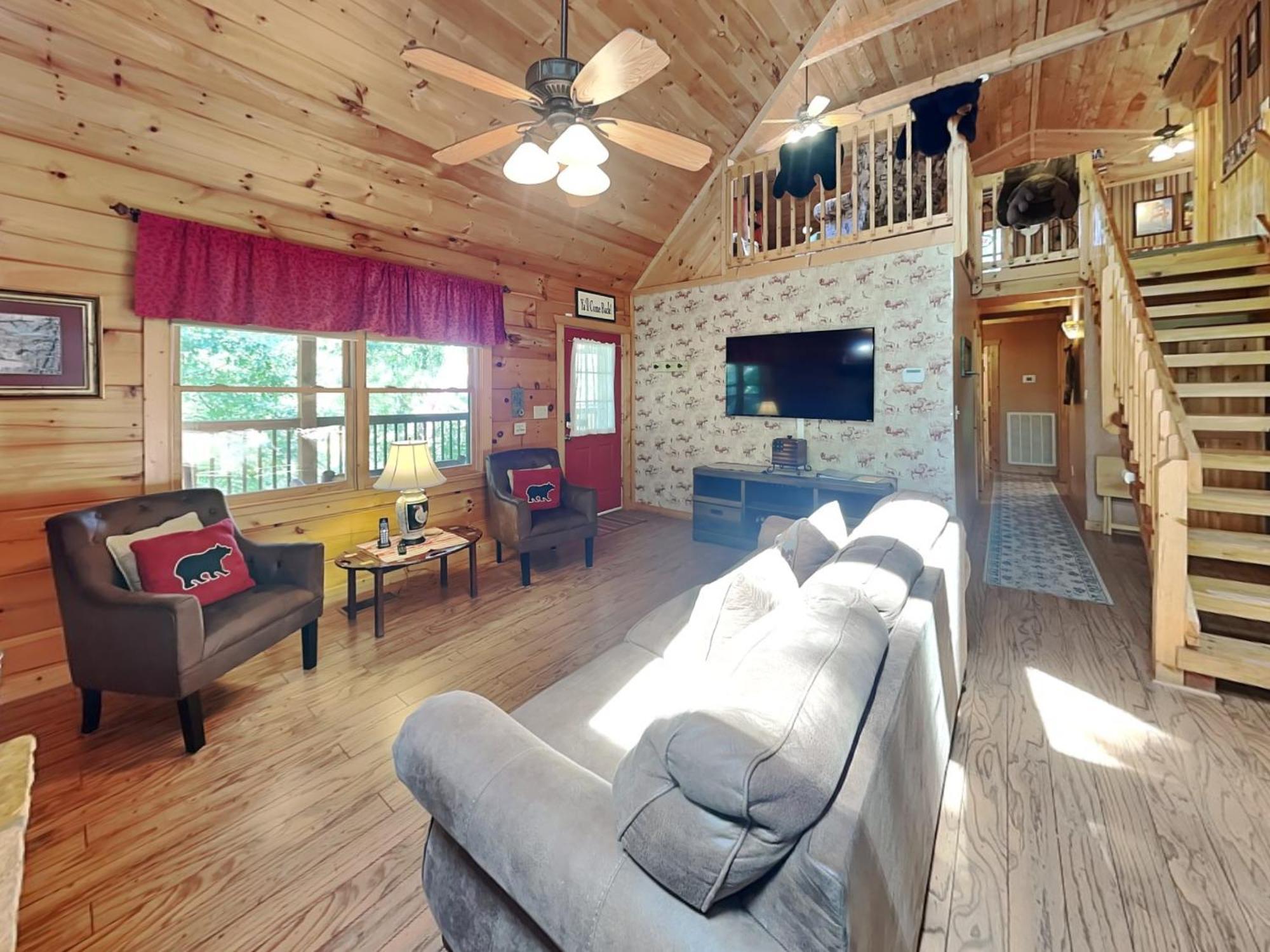 Lazy Cub Lodge, 3 Bedrooms, Pool Table, Hot Tub, WiFi, Sleeps 10 Pigeon Forge Buitenkant foto